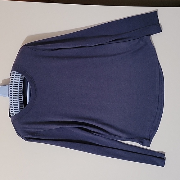 *2 for 1 Bargain, Yellow and Navy Long Sleeve Tops, size M - Picture 7 of 11